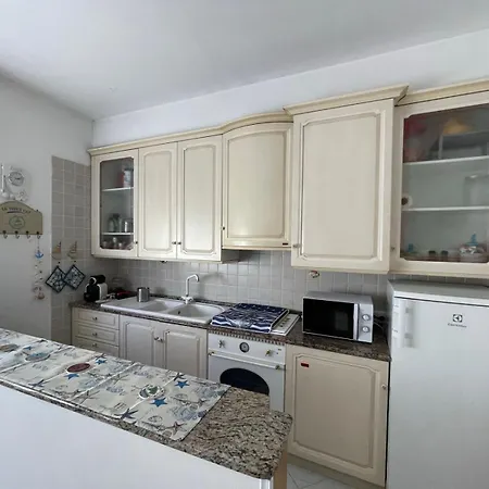 A Due Passi Dal Mare 2023 아파트 네뚜노