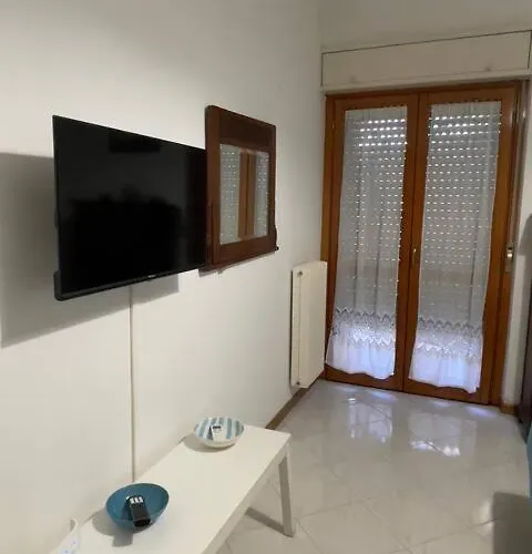 A Due Passi Dal Mare 2023 네뚜노