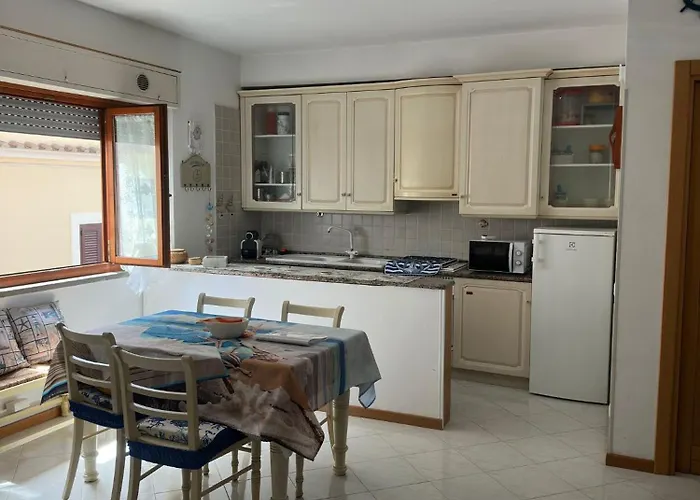 A Due Passi Dal Mare 2023 네뚜노