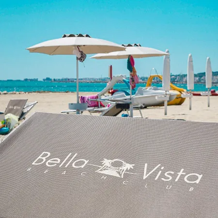 A Due Passi Dal Mare 2023 Apartament *