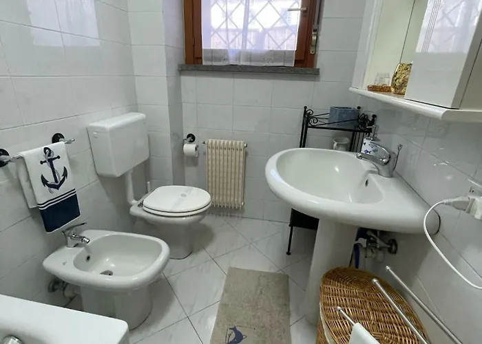 A Due Passi Dal Mare 2023 *